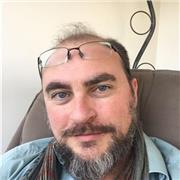 Professeur des cours en psyhcologie, philosophie, humanités en general
